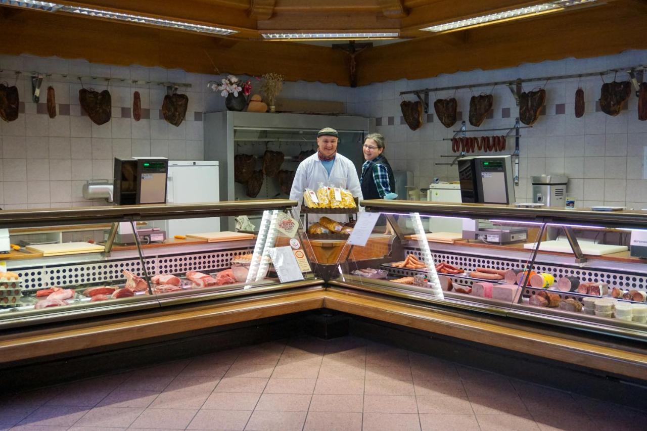 Gasthof Gasthof-fleischerei Engl *