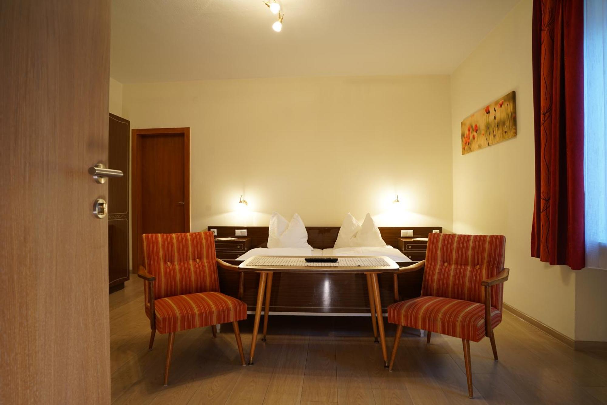 Inn Gasthof-fleischerei Engl *