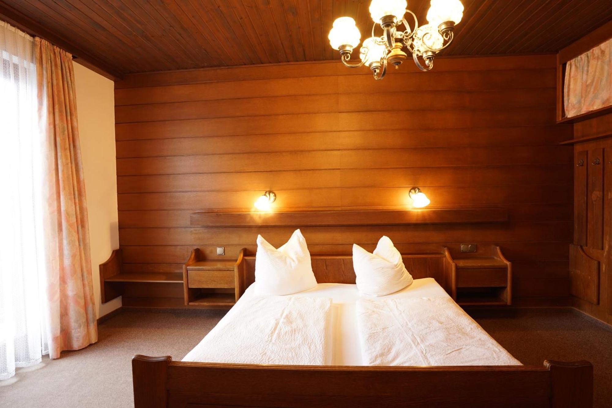 Gasthof-fleischerei Engl Inn