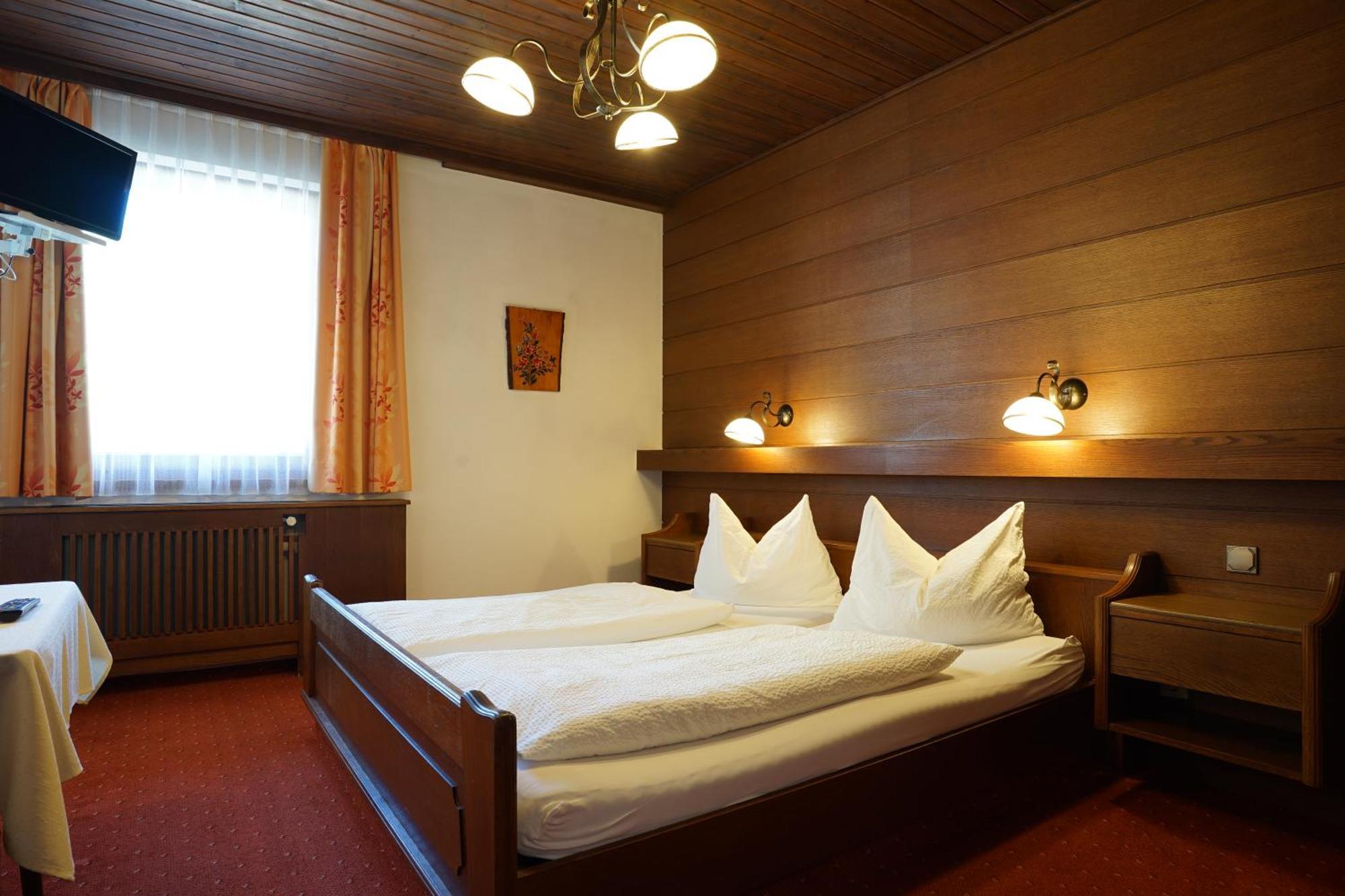 Gasthof-fleischerei Engl *