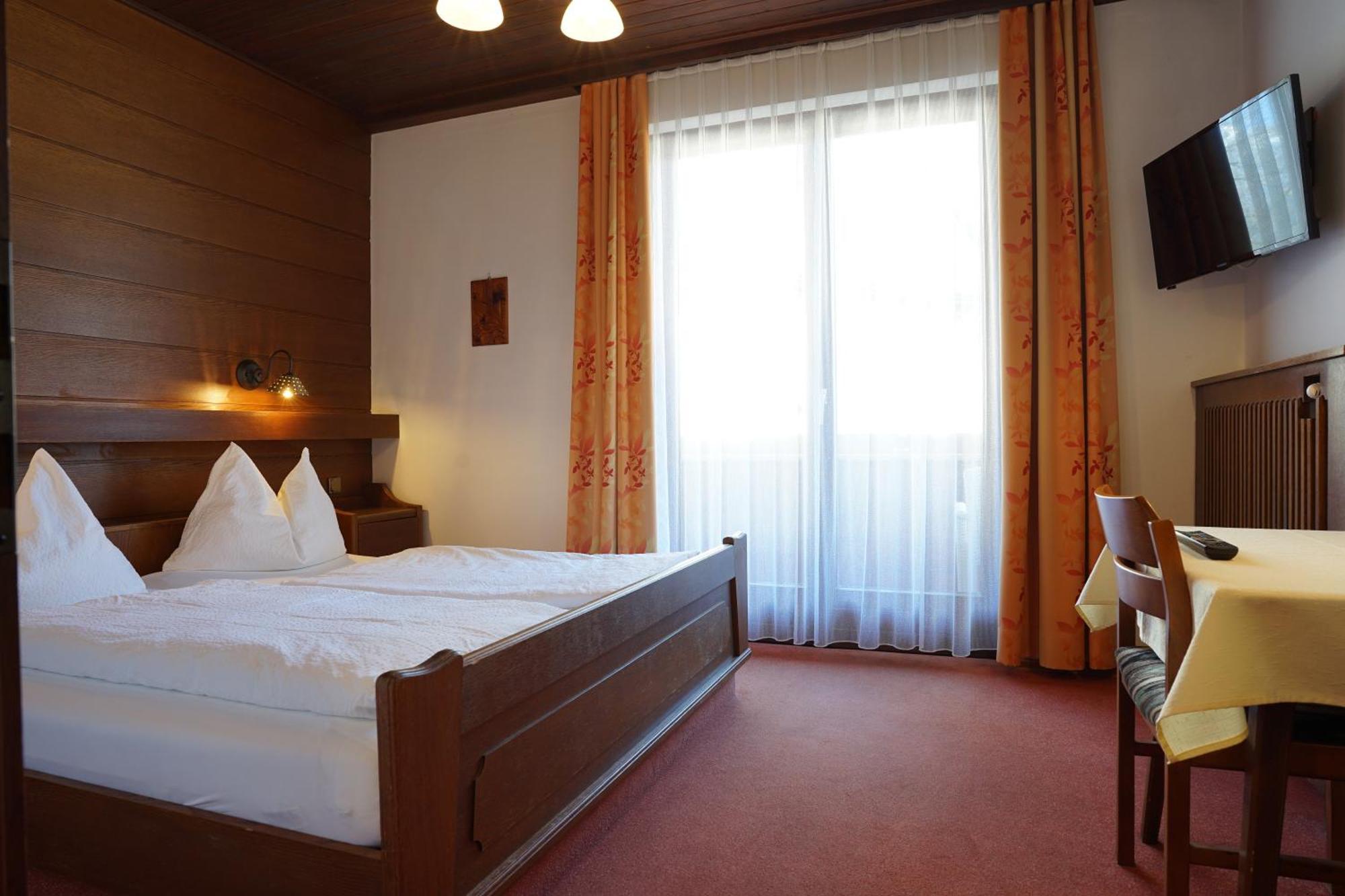 Inn Gasthof-fleischerei Engl