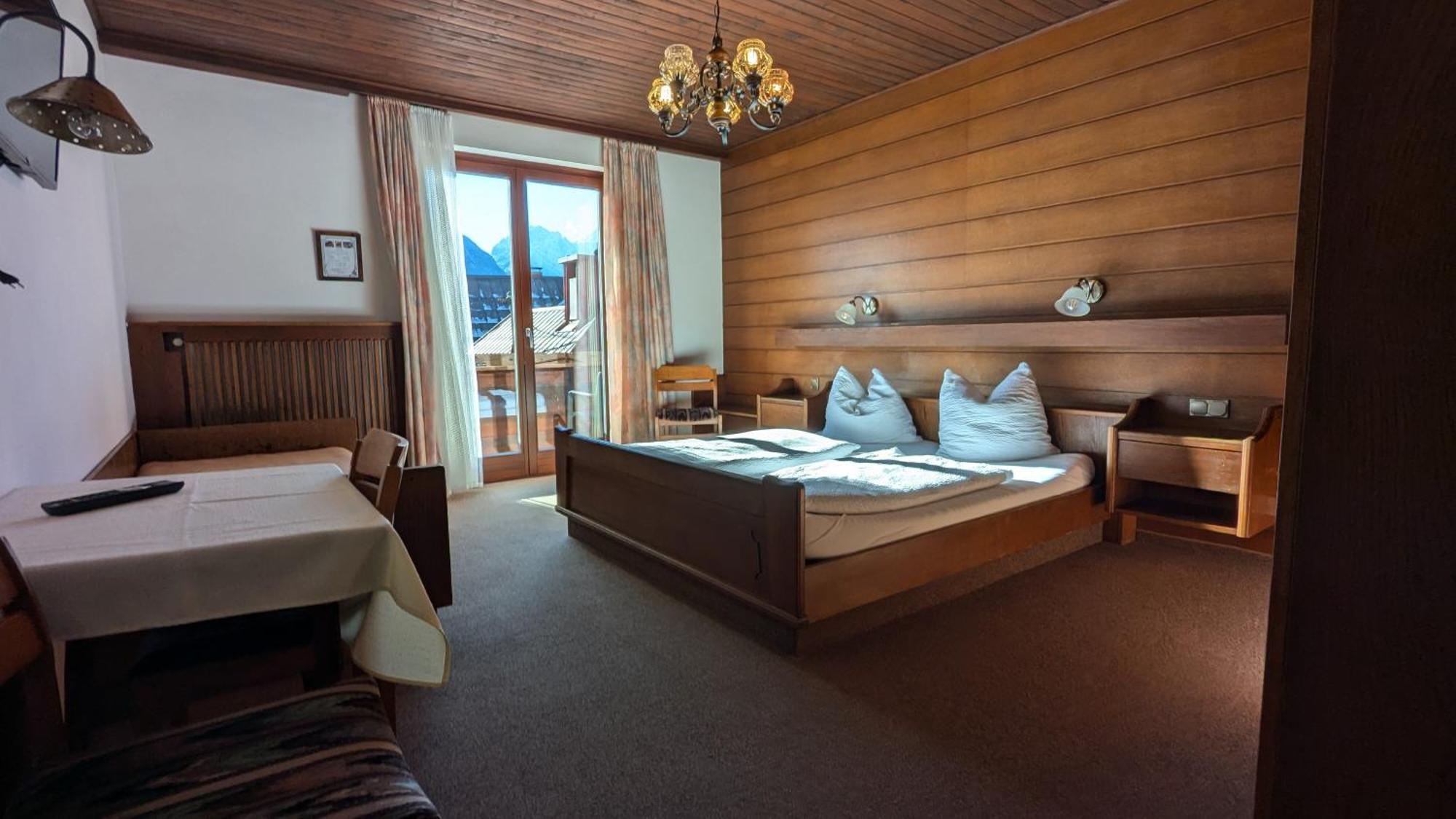 Gasthof-fleischerei Engl *